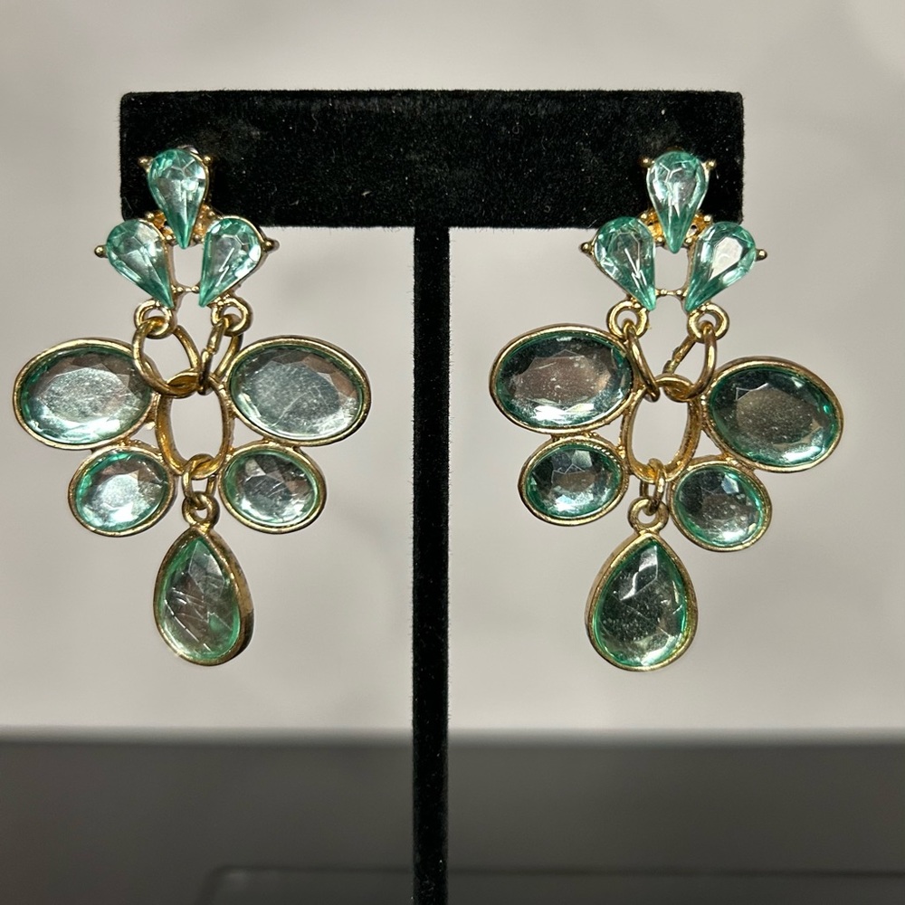 *SOLD Beautiful, Green Chandelier Earrings!